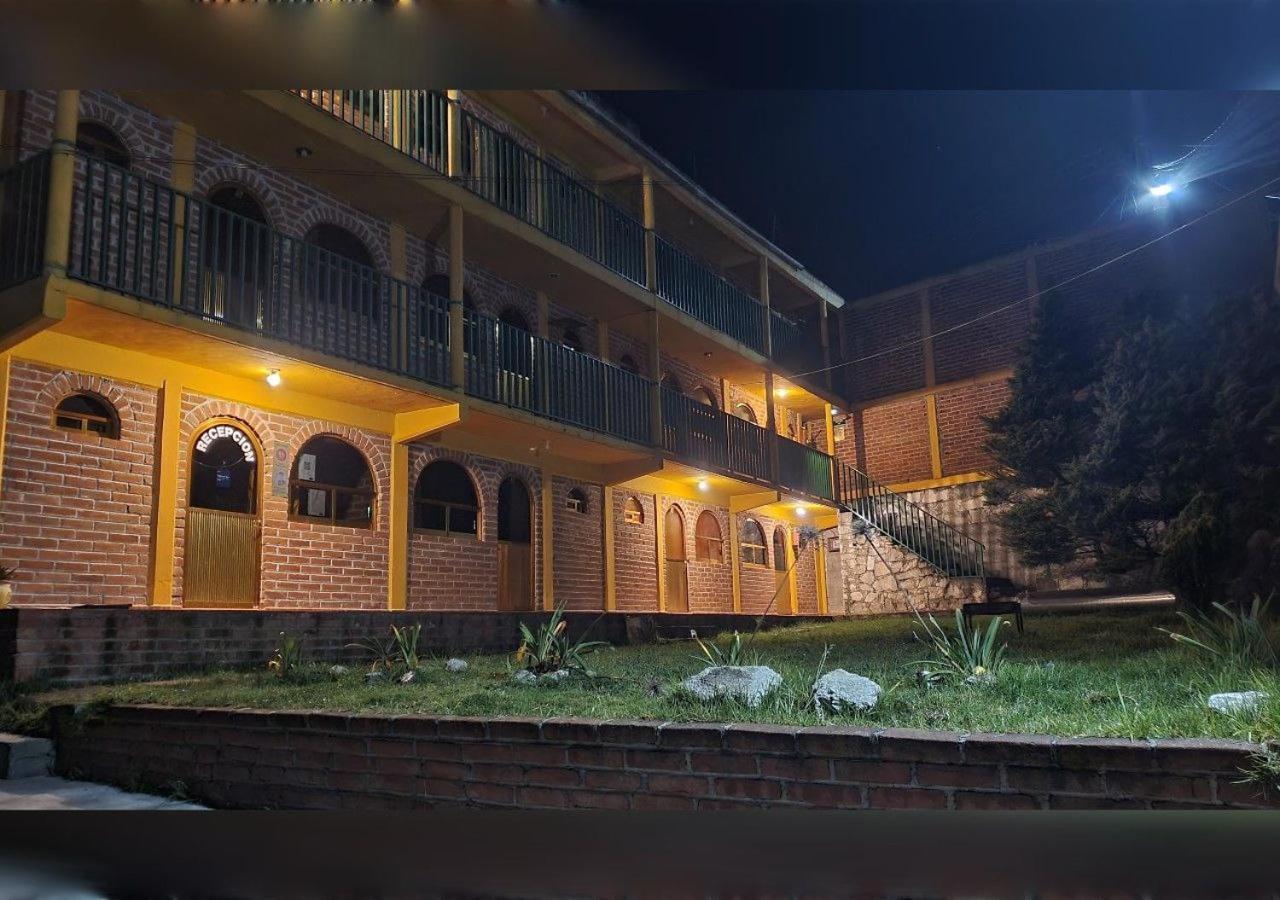 Hospedaje Rayo De Sol Y Luna ミネラル・デル・モンテ エクステリア 写真